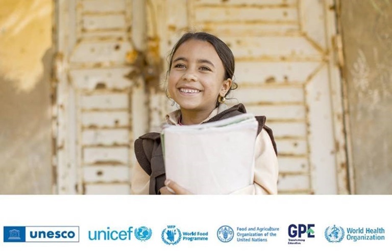 Aprender y crecer: salud y nutrición escolar alrededor del mundo volante